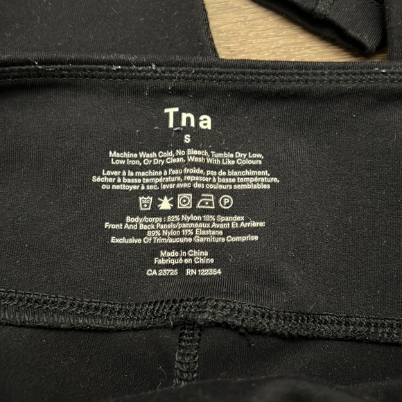 Aritzia TNA Mesh Leggings - Picture 3 of 5